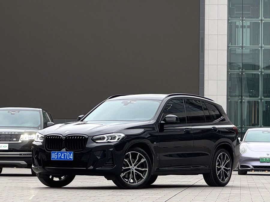 Discover undefined undefined Exterior Interior Images.Find all aspects and details of cars.