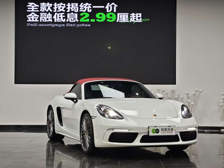 Discover undefined undefined Exterior Interior Images.Find all aspects and details of cars.
