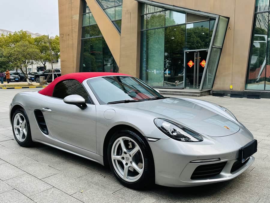 Discover undefined undefined Exterior Interior Images.Find all aspects and details of cars.