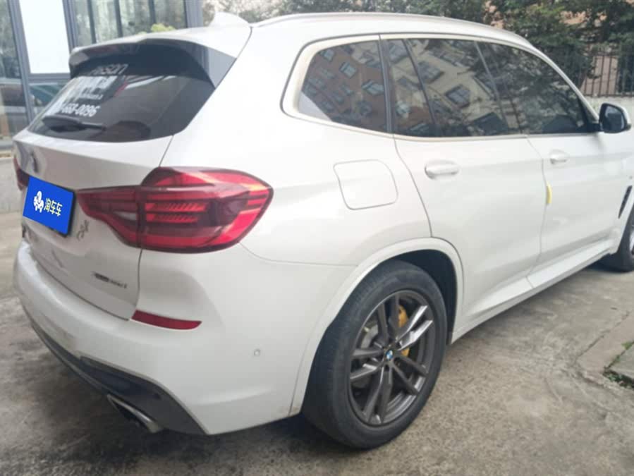 Discover undefined undefined Exterior Interior Images.Find all aspects and details of cars.