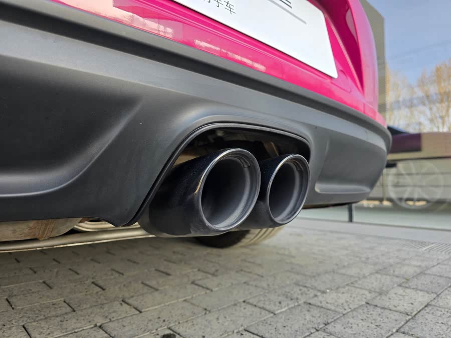 Discover undefined undefined Exterior Interior Images.Find all aspects and details of cars.