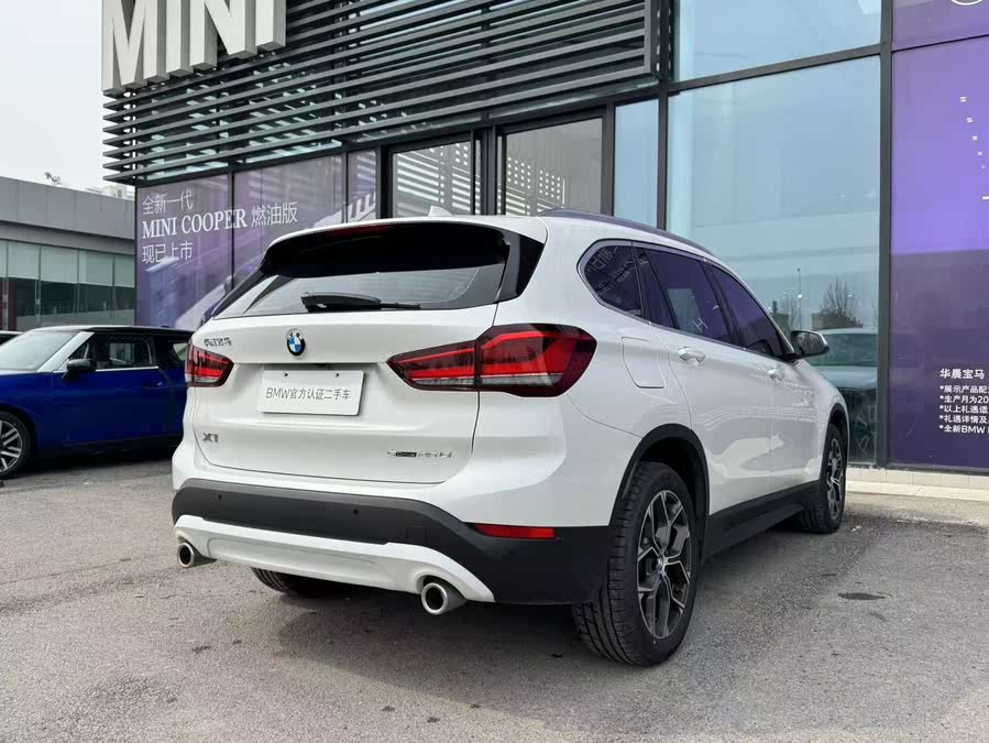 BMW X1 2022 sDrive25Li Leading Edition