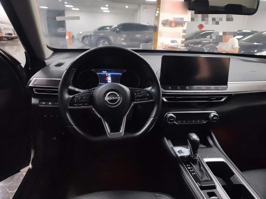 Discover undefined undefined Exterior Interior Images.Find all aspects and details of cars.