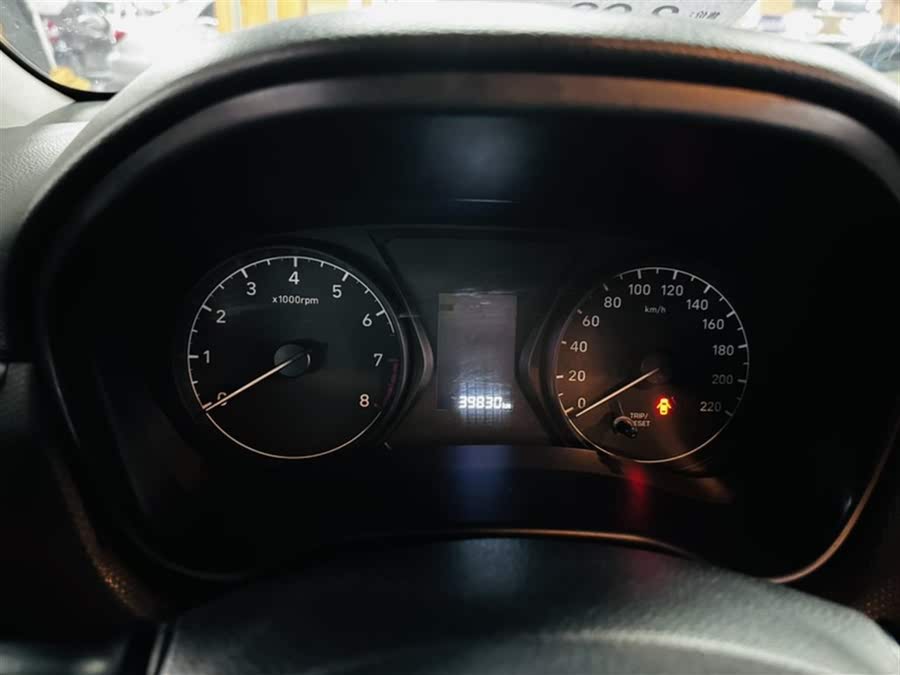 Discover undefined undefined Exterior Interior Images.Find all aspects and details of cars.