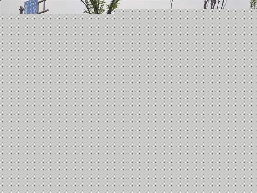استكشف undefined undefined الصور الخارجية والداخلية. اكتشف جميع جوانب وتفاصيل السيارات.