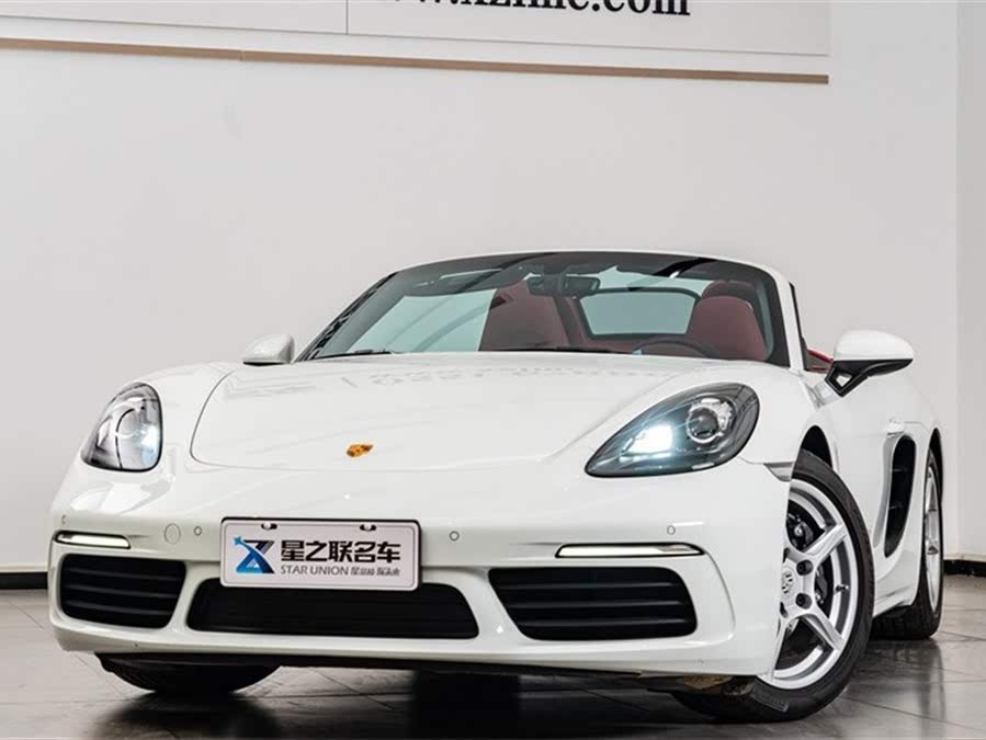 Discover undefined undefined Exterior Interior Images.Find all aspects and details of cars.