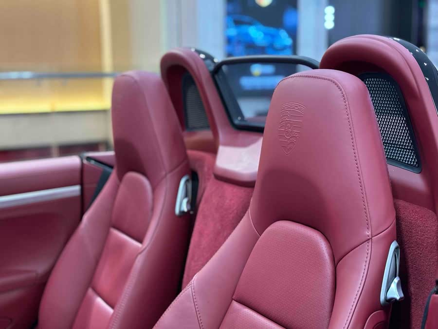 Discover undefined undefined Exterior Interior Images.Find all aspects and details of cars.