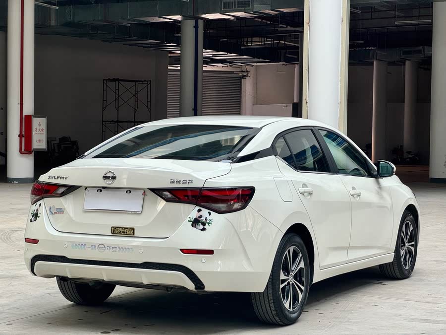 Discover undefined undefined Exterior Interior Images.Find all aspects and details of cars.
