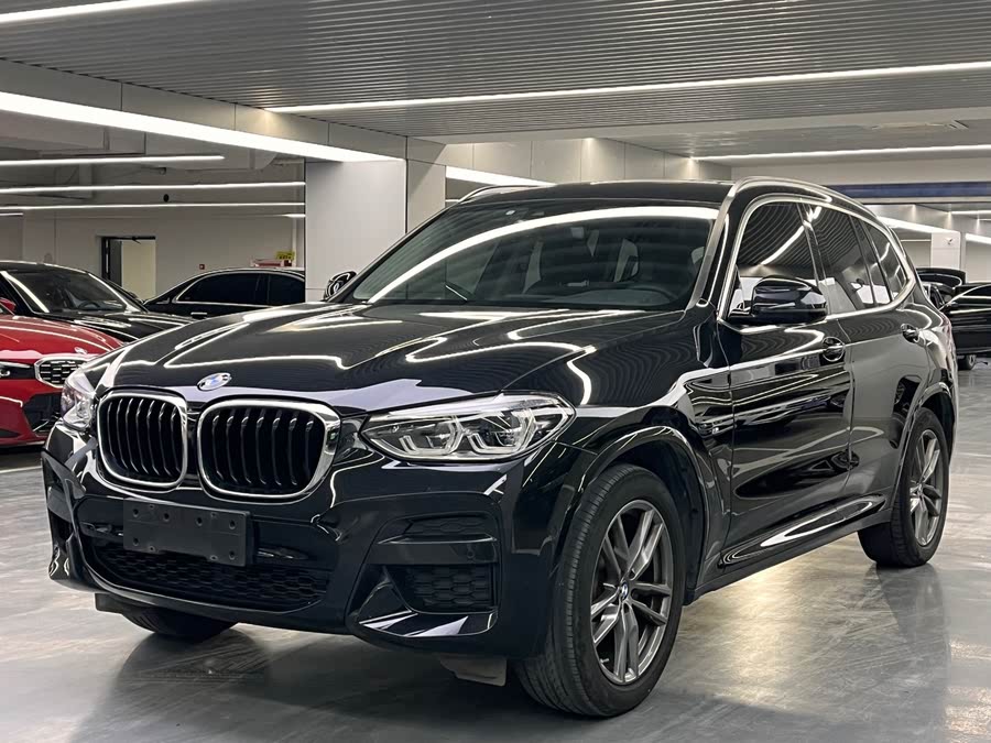 Discover undefined undefined Exterior Interior Images.Find all aspects and details of cars.