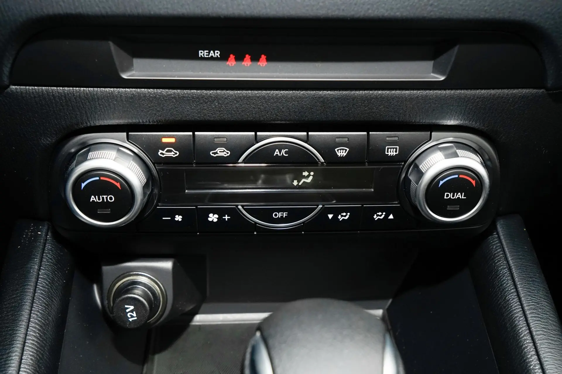 Discover Mazda Mazda CX5 Exterior Interior Images.Find all aspects and details of cars.