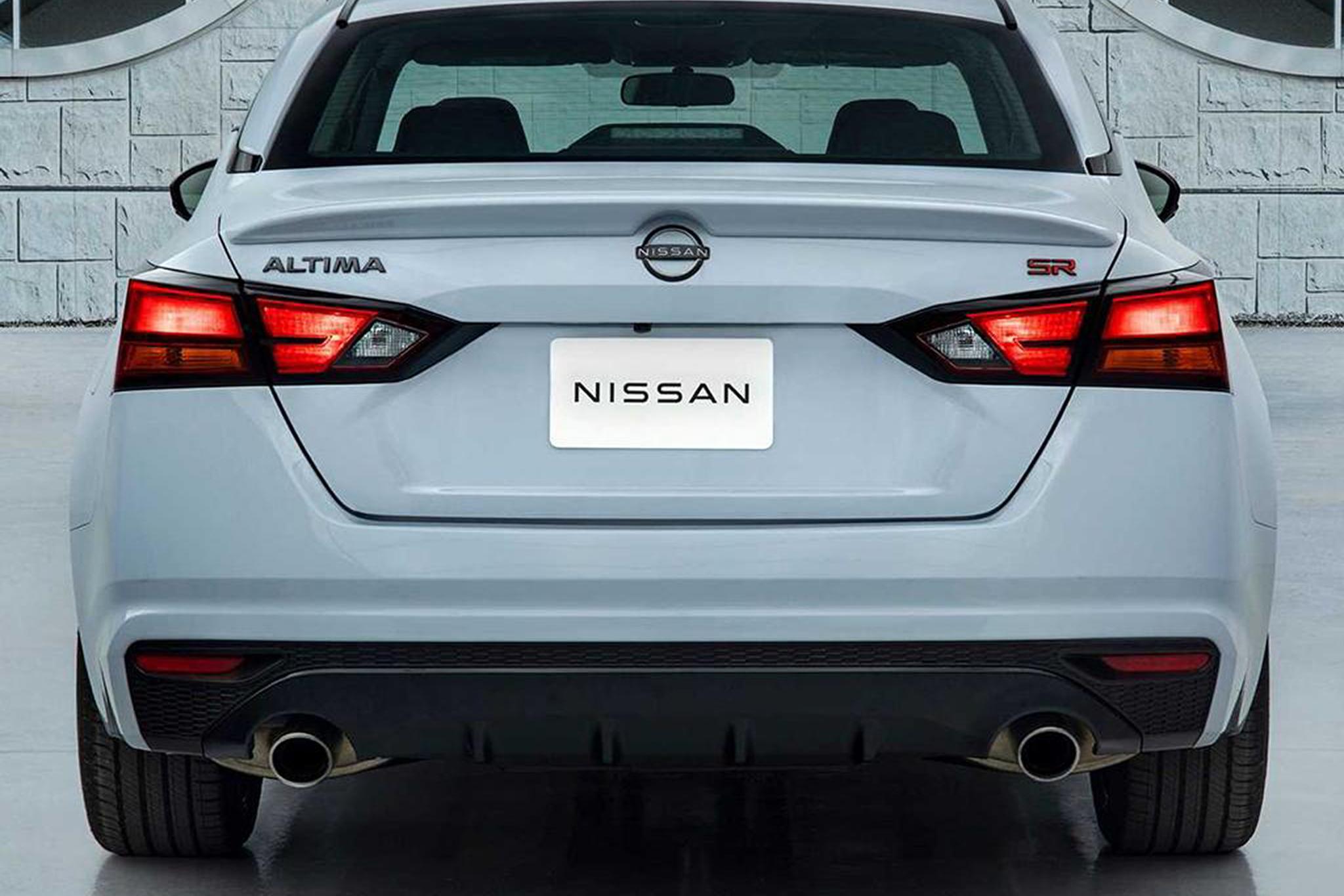 Discover Nissan Nissan Altima Exterior Interior Images.Find all aspects and details of cars.