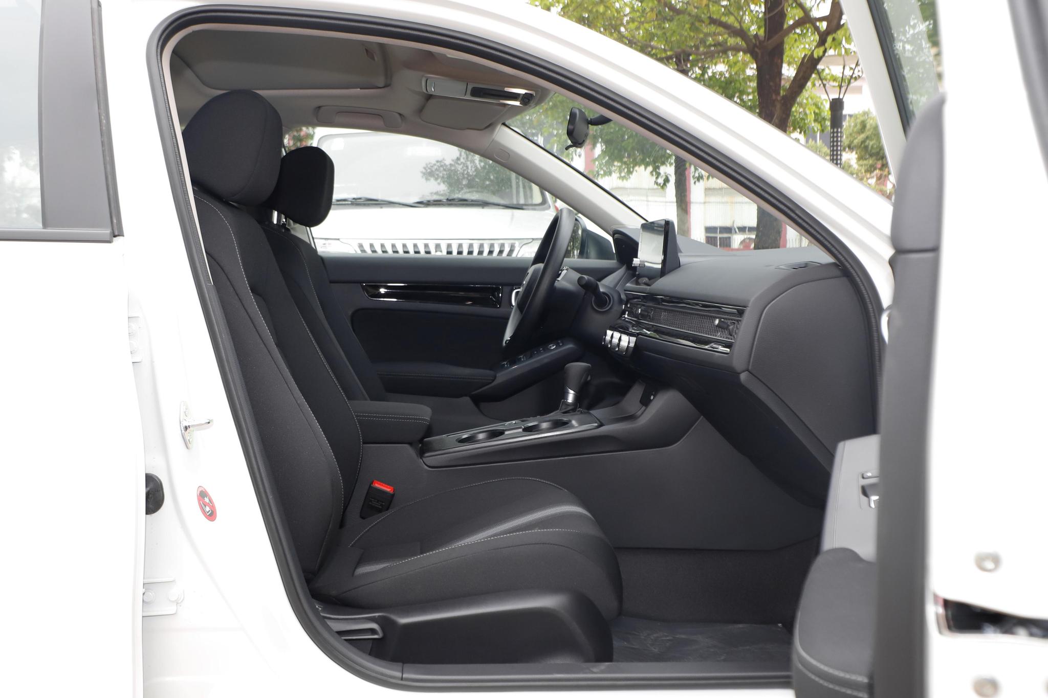 Discover Honda Honda Civic Exterior Interior Images.Find all aspects and details of cars.