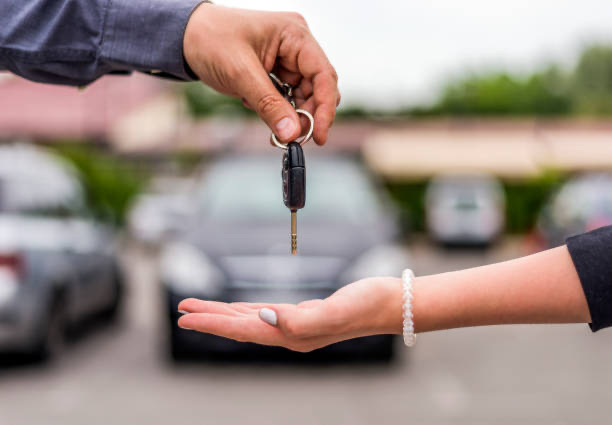 Discover essential tips for Toyota Yaris key replacement, programming, and smart features in 2025