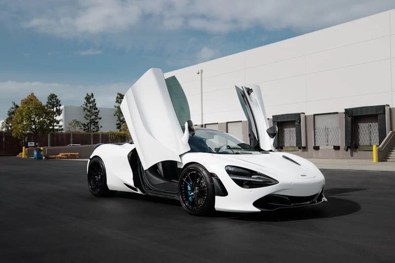 Sharjah Car Market: Your Guide to Buying & Selling in 2025