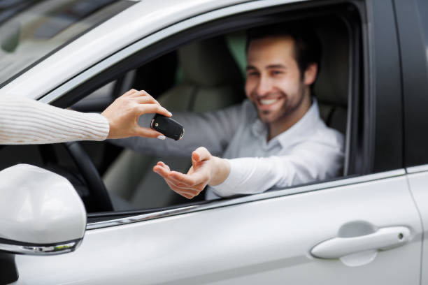 Getting a UAE Driving License at 16:What Teen Drivers Need to Know