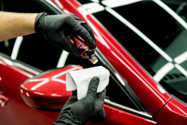 Learn the BMW X5 coolant refill procedure for 2025 models. Discover maintenance practices and DIY safety precautions for optimal engine performance.