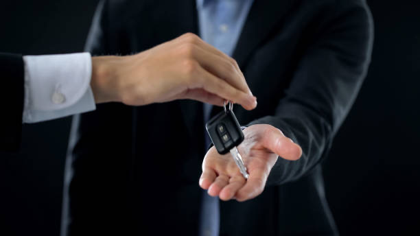 اكتشف أفضل خدمات مركز الخدمة العربي للسيارات من صيانة دورية وإصلاحات فورية. دليل شامل لاختيار مراكز الخدمة المعتمدة مع نصائح عملية لضمان عمر أطول لسيارتك.