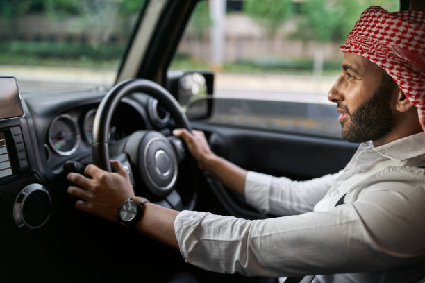 اكتشف التفاصيل حول استهلاك FJ Cruiser للوقود لكل لتر مع نصائح عملية لتحسين كفاءة استهلاك الوقود. دليل لقياسات الاستهلاك الحقيقي على الطرقات الحضرية.
