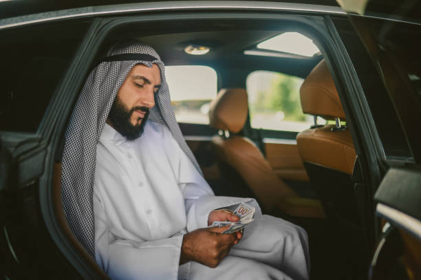 اكتشف مواصفات بي إم دبليو X5 2025 مع تفاصيل عدد الاسطوانات لكل محرك، مقارنة بين خيارات البنزين والديزل والهجين.