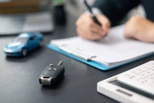 دليل شامل يعرض كيفية متابعة أسعار الوقود في الإمارات بسهولة، وكيف يمكنك توفير المال عبر التخطيط الذكي لتحركاتك واستخدام النصائح العملية.                        