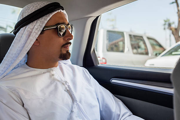 النوع الصحيح من سائل ناقل الحركة المناسب لسيارتك فورد تاهو 2013. تعرف على طرق فحص السوائل خطوة بخطوة وفترات الصيانة الموصى بها.