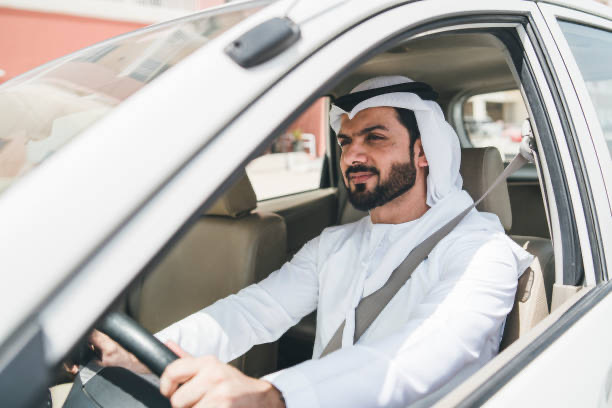 اكتشف الفروقات الأساسية بين هوندا سيفيك 2025 وتويوتا كامري 2025 في الأداء، كفاءة الوقود وتكاليف الصيانة. دليللمقارنة هاتين السيارتين الشهيرتين.
